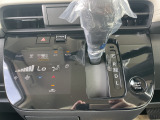 ☆オートエアコンで年中快適に過ごせます♪お見逃し無く!!お問い合わせはTEL06-6430-1230 E-mail cars_genesis2007@yahoo.co.jpまで!!☆