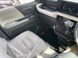 ☆お見逃し無く!!お問い合わせはTEL06-6430-1230 E-mail cars_genesis2007@yahoo.co.jpまで!!☆