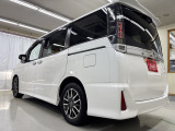 【試乗OK】お車の移動や手続きなどございますので、ご希望の際はご来店日時を前日までにご連絡ください。ナンバープレートの無い車の公道での試乗は、スタッフの運転となります。場内試乗は可能です。