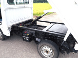 ダンプの下部分の綺麗なメインフレームと下回りの画像です・お車は1台限りです。メールやチャット等予約は受け付けていませんので09046440671迄、お電話にてご予約下さい