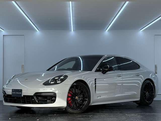 パナメーラ GTS PDK 4WD サンルーフ/スポクロ/クレヨン