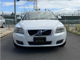 V50 2.0 クラシック 黒革シート サンルーフ