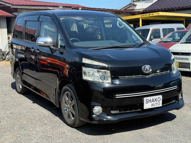 ヴォクシー 2.0 ZS 煌II 4WD アルミ HDD ナビTV バックカメラ