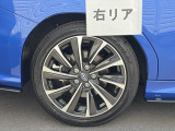 【右リア】【SUBARU Active Damper e-Tune】純正18インチアルミホイール