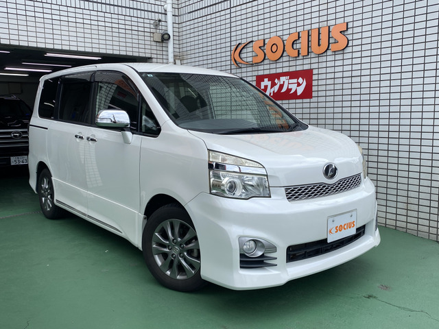 トヨタ ヴォクシー 