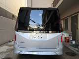 セレナ 2.0 ハイウェイスターV アラウンドビューモニター付