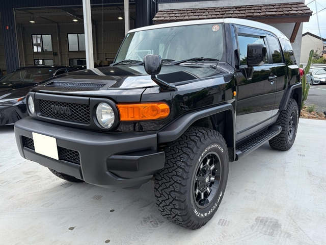 FJクルーザー 4.0 4WD 2025年製タイヤ ホワイトレター