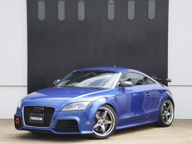 TT RSクーペ 2.5 4WD ADVAN GT19AW  車高調