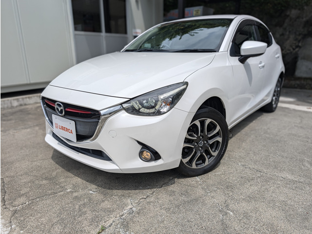 マツダ デミオ 1.5 XD ツーリング 4WD 純正SDナビ TV Bカメラ ETC の