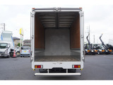 中古車に保証を付ける事は自信のある車両を仕入れ販売する事、 粗悪なエンジン・ミッションの車両を販売しない事、 整備点検をしっかりする事です。 当店とお客様の信用!