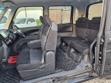 ピラーレスで乗り降りや大きな荷物の積み込みも楽々♪
