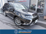 三菱 アウトランダーPHEV 2.4 G プラスパッケージ 4WD