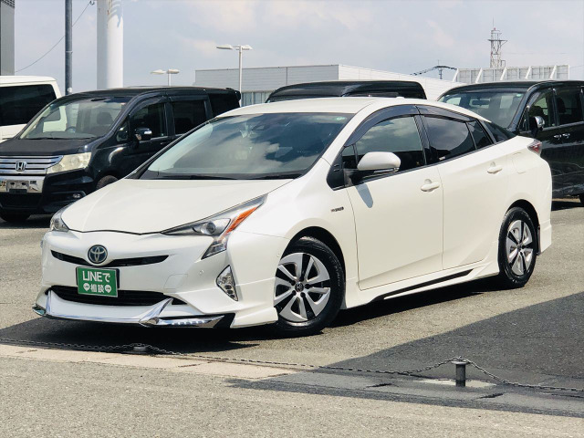 プリウス 1.8 S セーフティ プラス
