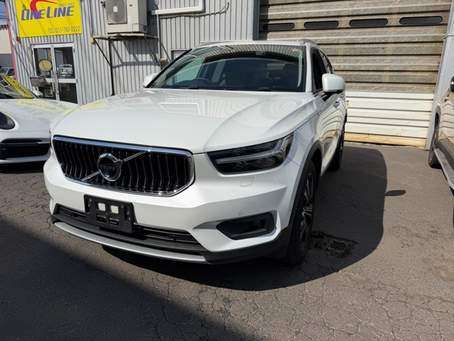 ボルボ XC40 