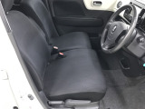 【展示車両について】 低価格を実現するため、微細な傷などは修理せずに展示している場合がございます。できるだけご説明させて頂くようにしておりますが、ご不安な方はスタッフまでお尋ねください。