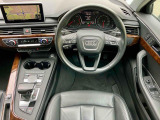 A4 2.0 TFSI クリアランスソナー パークアシスト ナビ