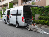 日産 NV350キャラバン