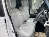 ☆サイド・カーテンエアバッグ付きです。お見逃し無く!!お問い合わせはTEL06-6430-1230 E-mail cars_genesis2007@yahoo.co.jpまで!!☆