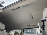 【全国納車OK】 現車をご覧になれないお客様でも、安心してお車をご購入いただける環境を整えております。 色々な角度から撮影したたくさんの画像など豊富な資料送りいたしております。
