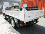車両総重量4,985kg