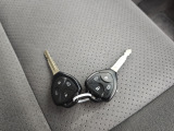 【全国納車OK】 現車をご覧になれないお客様でも、安心してお車をご購入いただける環境を整えております。 色々な角度から撮影したたくさんの画像など豊富な資料送りいたしております。