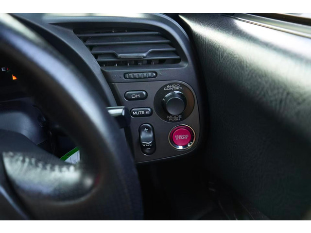 1999 Honda S2000 2.0 photo 8