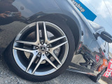 AMG19インチAW装備しております。各種カスタムも承りますので、まずはお気軽にお問合せ下さい。
