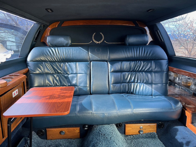 キャデラック フリートウッド リムジン の中古車詳細 (95,000km