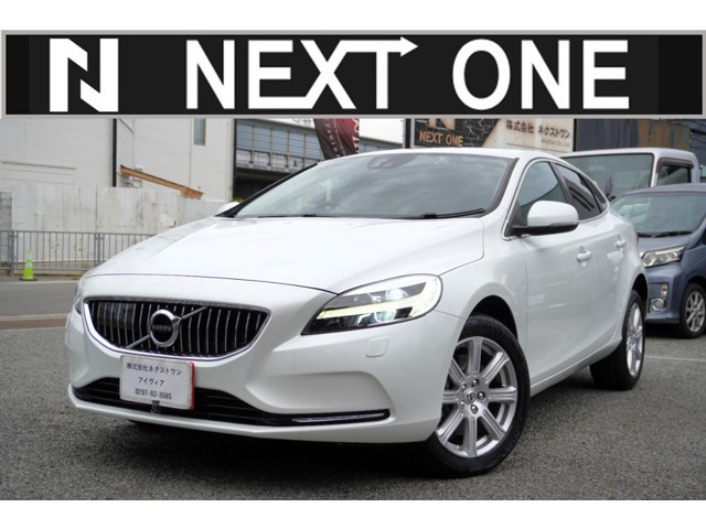 ボルボ V40 