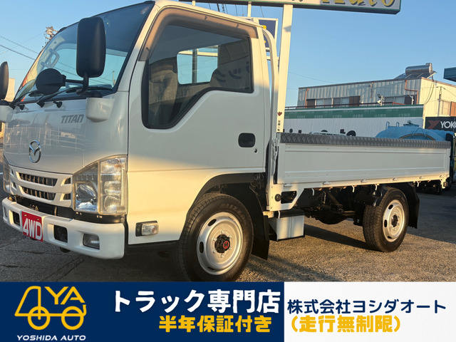タイタン  1.5t平ボディ 4WD