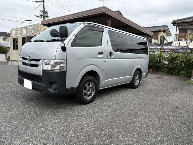トヨタ ハイエースバン 