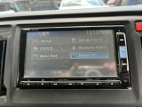 TVナビ、CD/DVD、Bluetoothオーディオなど多機能なデッキ付き!