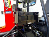 燃料タンク90L 右フロント工具箱 左シャシ中央工具BOX メッキホイールカバー/ナットカバー