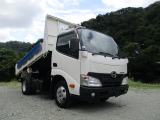 日野 デュトロ