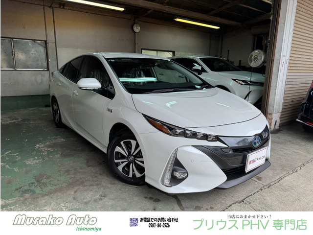トヨタ プリウスPHV 