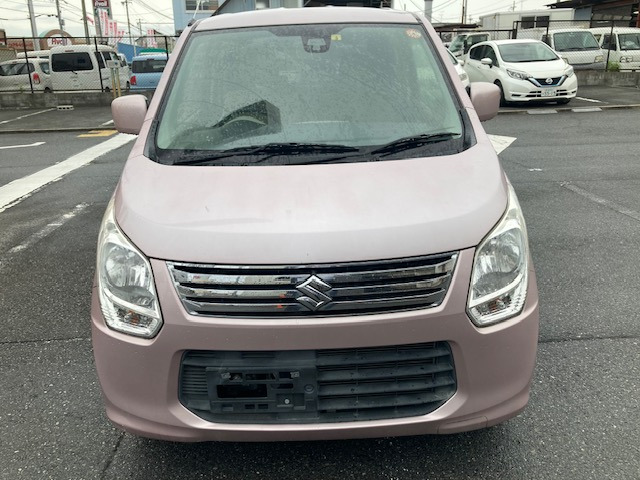 ワゴンR  走行距離が少なめ、ピンク色