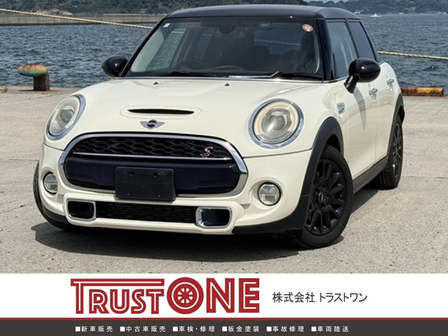 ミニ クーパー S 5ドア ツートンカラー バックカメラ