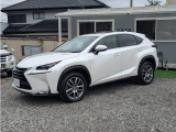 左フロント斜め画像。大きな凹み目立つ傷もなく自信をもってオススメ出来る車両です。2026年8月に新品バッテリー交換しております。