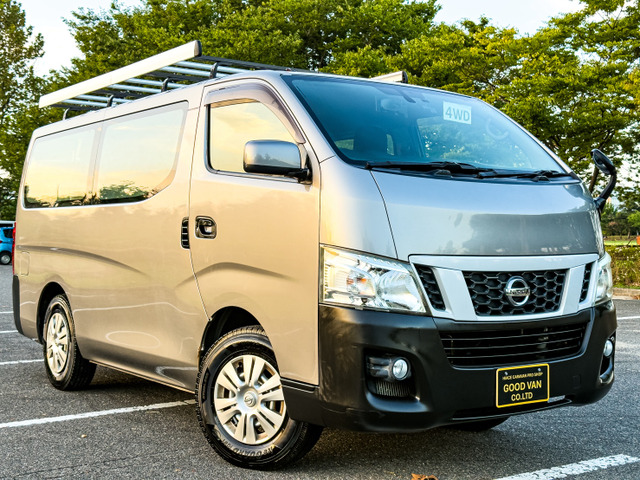 日産 NV350キャラバン　4WD ディーゼル　ルーフキャリア付き 日産 NV350キャラバン 2.5 DX ロング ディーゼル 4WD ETC 地デジTV