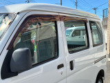 ●整備士と連携して、しっかり仕上げた車両をご提供します!