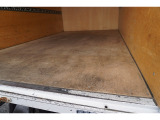 中古車に保証を付ける事は自信のある車両を仕入れ販売する事、 粗悪なエンジン・ミッションの車両を販売しない事、 整備点検をしっかりする事です。 当店とお客様の信用!