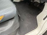 ●COMIFULLは&ldquo;きれいな中古車&rdquo;にこだわる専門店です!