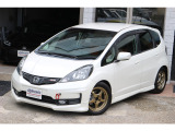 ☆衰え知らずの人気車種!【GE8-フィット】入庫しました!高いGEARでの伸びが楽しい流すにはちょうどいい車両!コンパクトながらに豊富な収納など、快適性も充実!珍しいホワイトカラー!お早目にお問い合わせを!