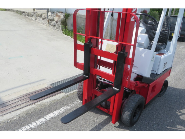 その他 日産フォークリフト エンジン式 900kg/NASH01/3m/ガソリン の
