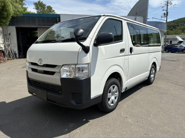 ハイエースバン 2.8 DX ロング ディーゼル 4WD