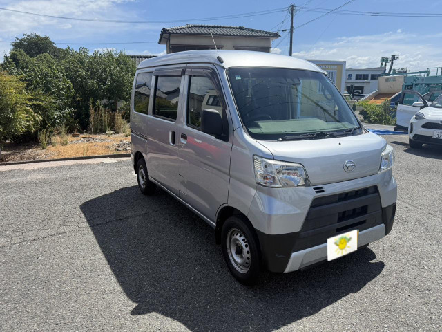 ハイゼットカーゴ クルーズ SAIII ハイルーフ ユーザー買取車!安全装備付の軽バン♪