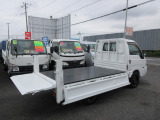 ☆リア・荷台廻りです☆荷台板張りです☆