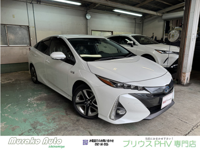 トヨタ プリウスPHV 