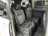 ご納車前に法定点検を提携整備工場にて行い、より良質なお車をご準備させて頂きます。