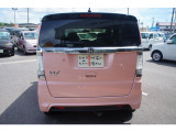 自動車保険もご相談ください。当店は三井住友海上、あいおいニッセイ同和損保の代理店です。保険担当が万一の際は連携を取って迅速にご対応致します。代車・レンタカーもご用意できますのでご安心ください。
